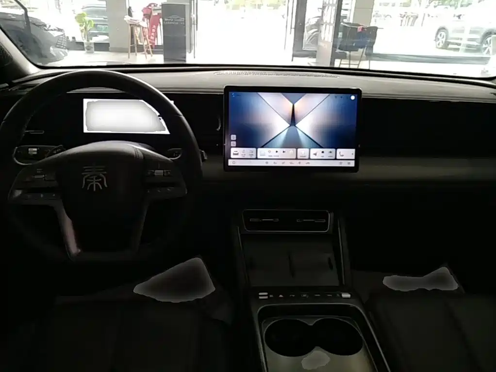 BYD Qin L — фото 10