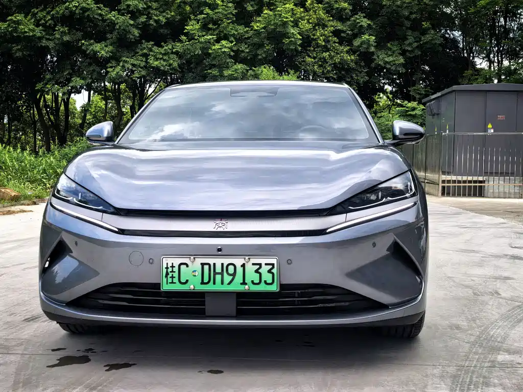 BYD Qin L — фото 2