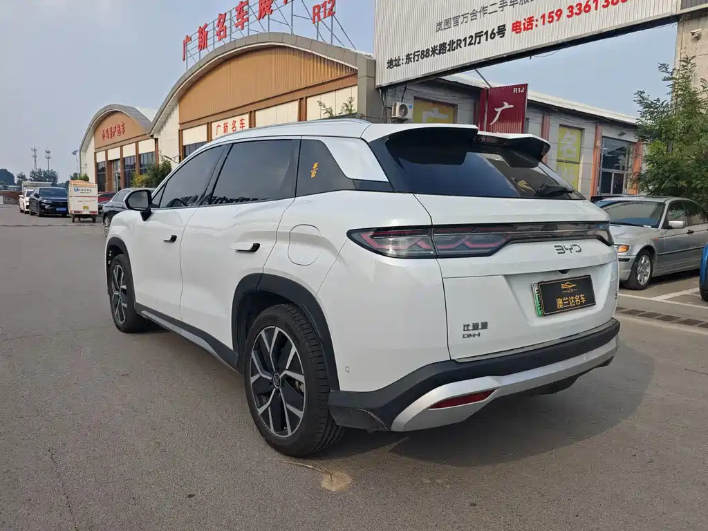 BYD L DM-i — фото 7