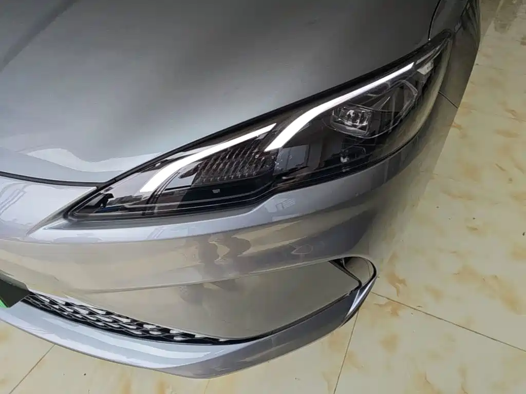 BYD Seal 05 DM-i — фото 24