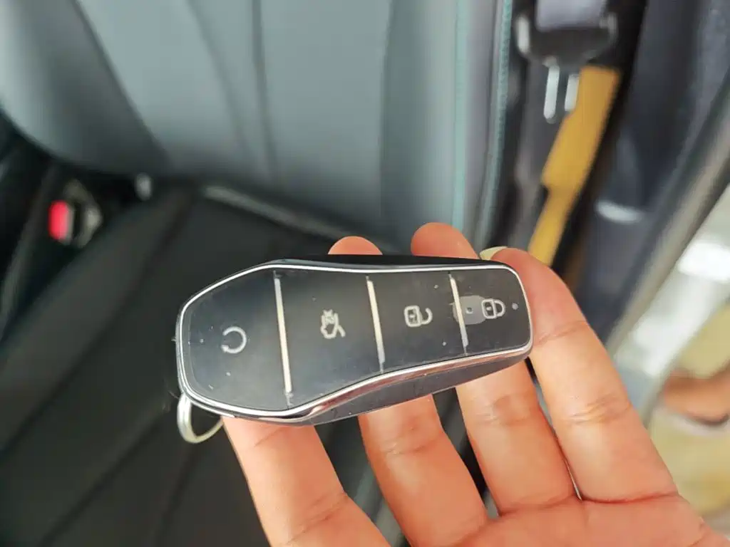 BYD Seal 05 DM-i — фото 9