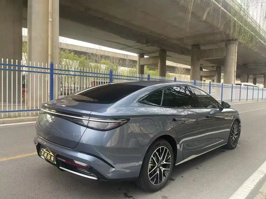 BYD Seal — фото 6