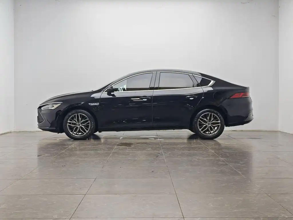 BYD Qin PLUS — фото 10