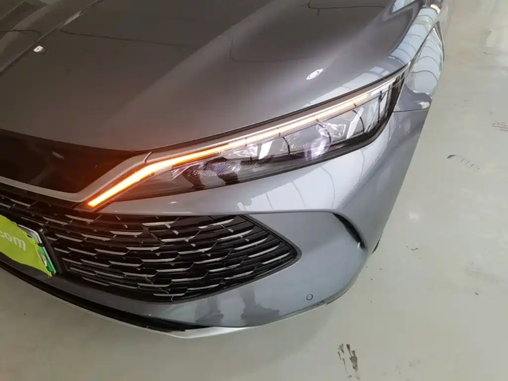 BYD Qin L — фото 24