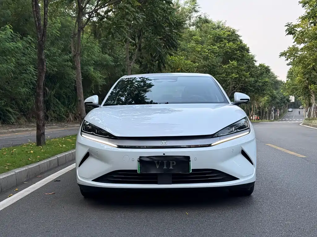 BYD Qin L — фото 4