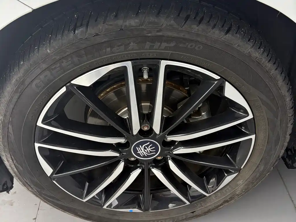 BYD Qin L — фото 3