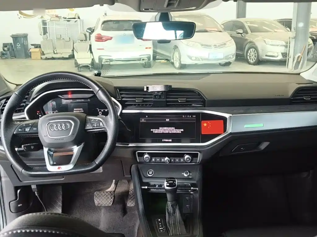 Audi Q3 Sportback — фото 9