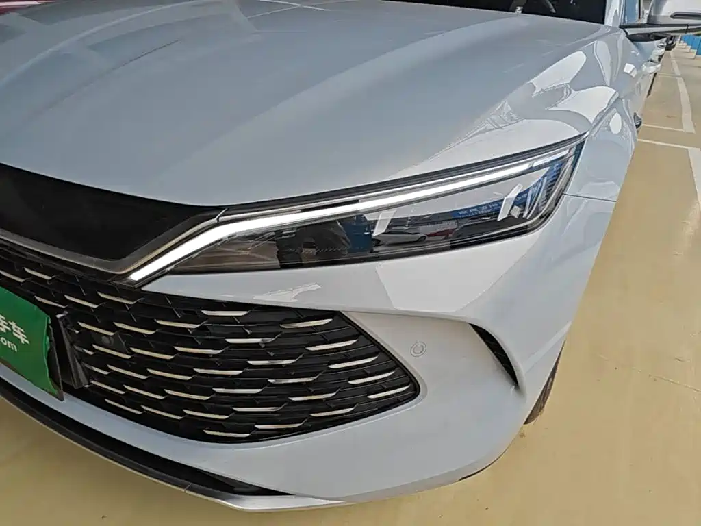 BYD Qin L — фото 24