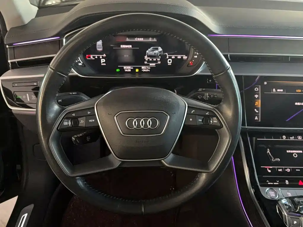 Audi A8 — фото 2