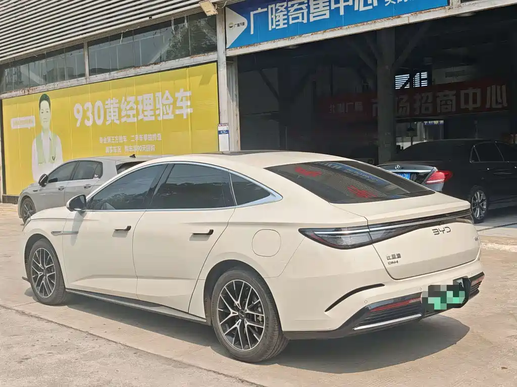 BYD Seal 07 DM-i — фото 6