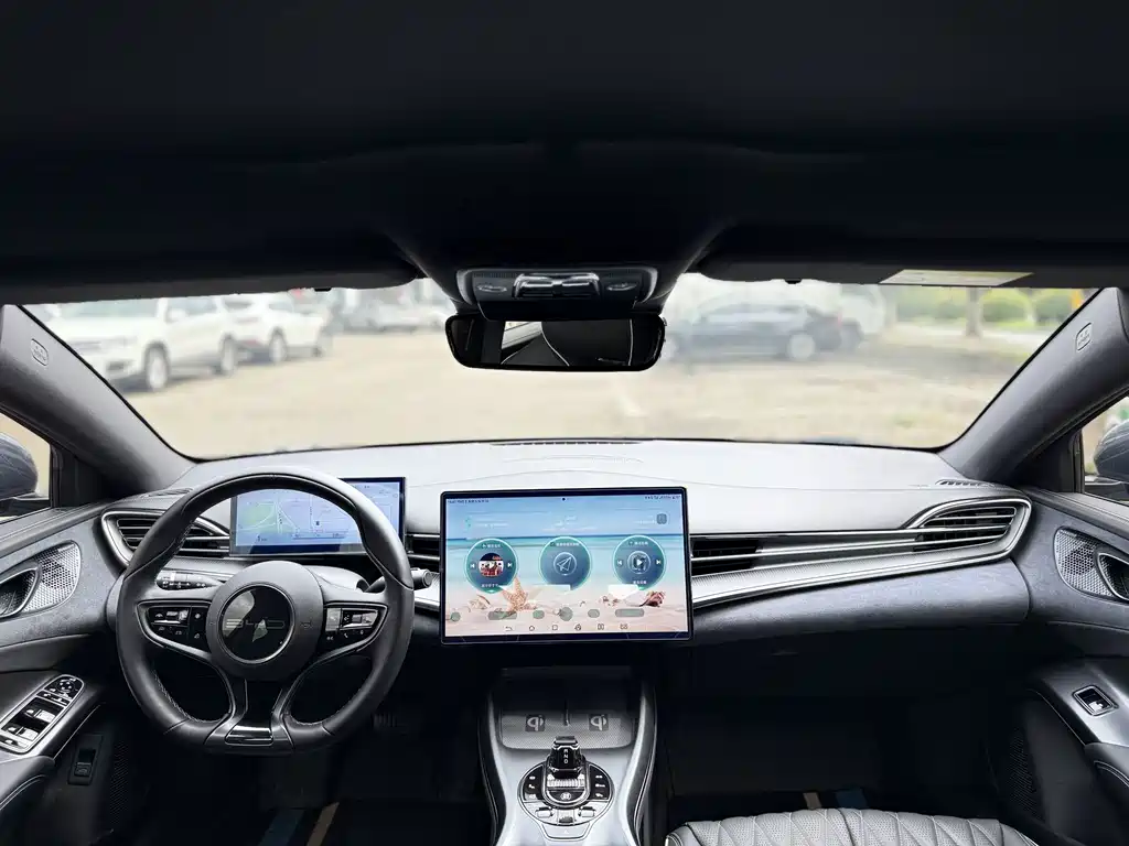 BYD Seal — фото 6