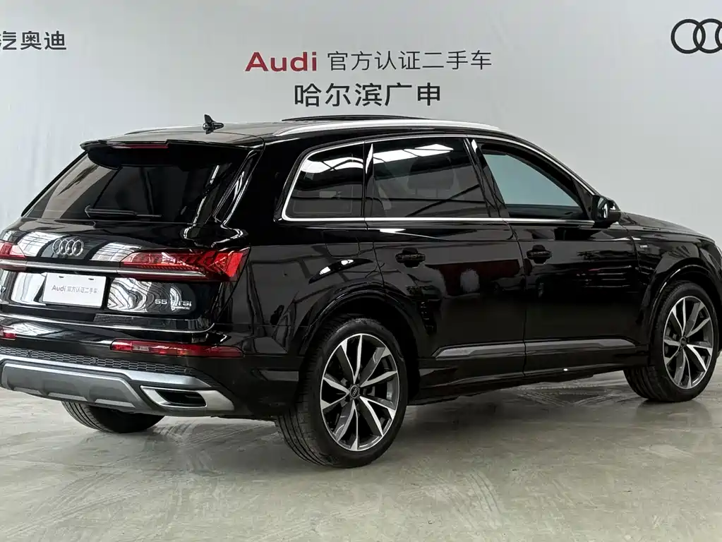 Audi Q7 — фото 2
