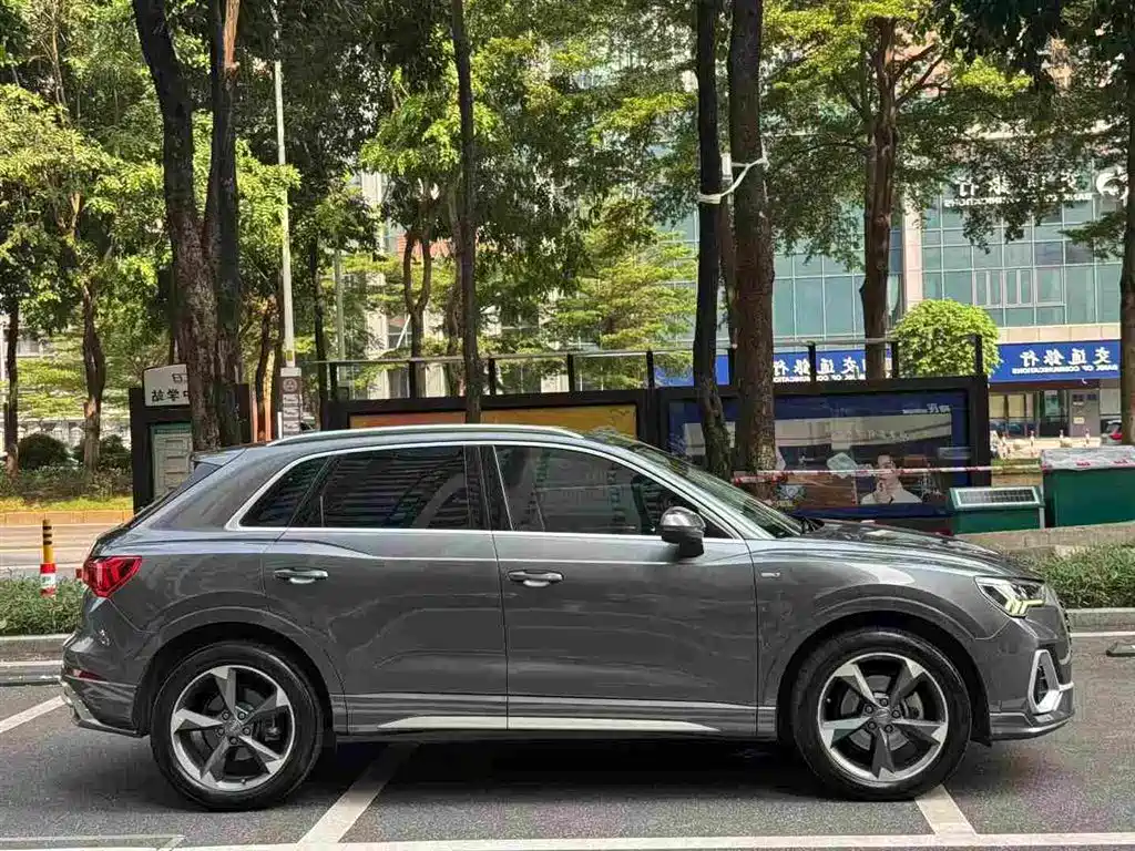 Audi Q3 — фото 4