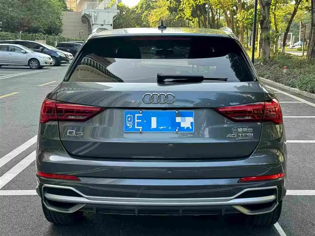 Audi Q3 — фото 5
