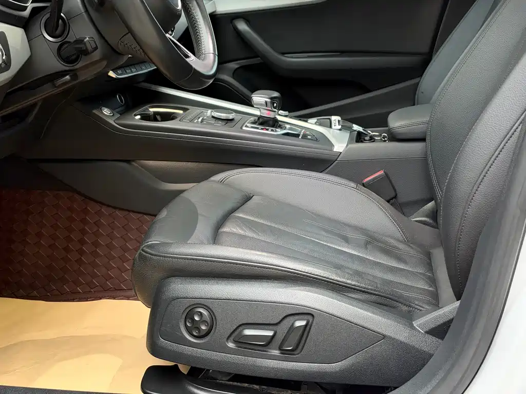 Audi A5 (Import) — фото 23