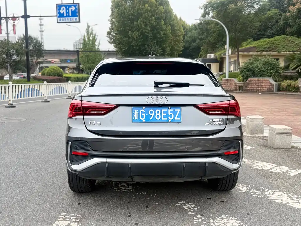 Audi Q3 Sportback — фото 5