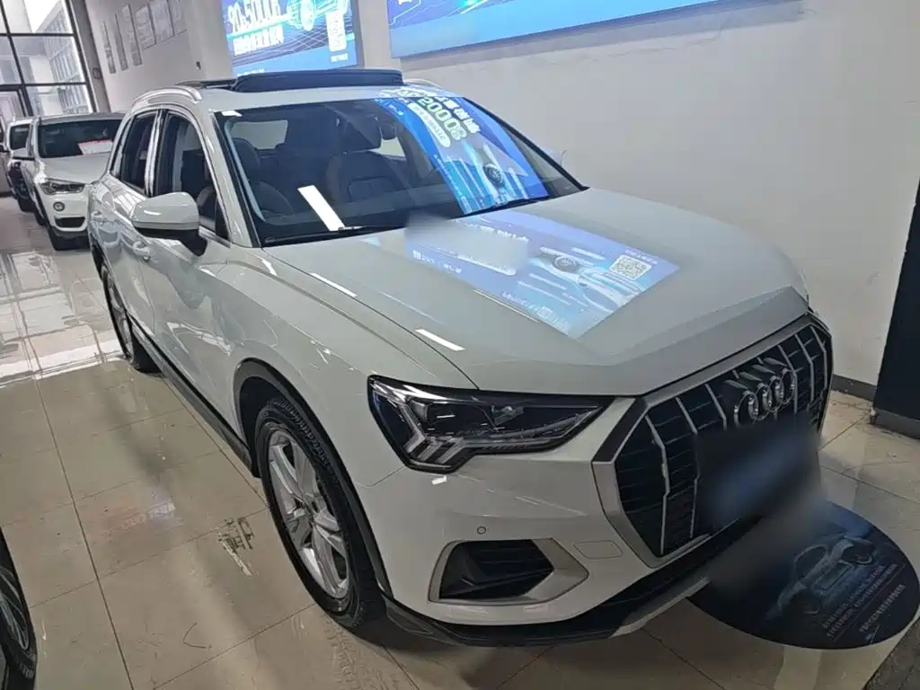 Audi Q3 — фото 3