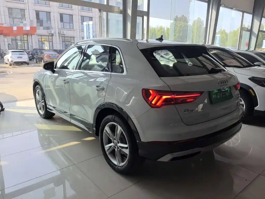 Audi Q3 — фото 4
