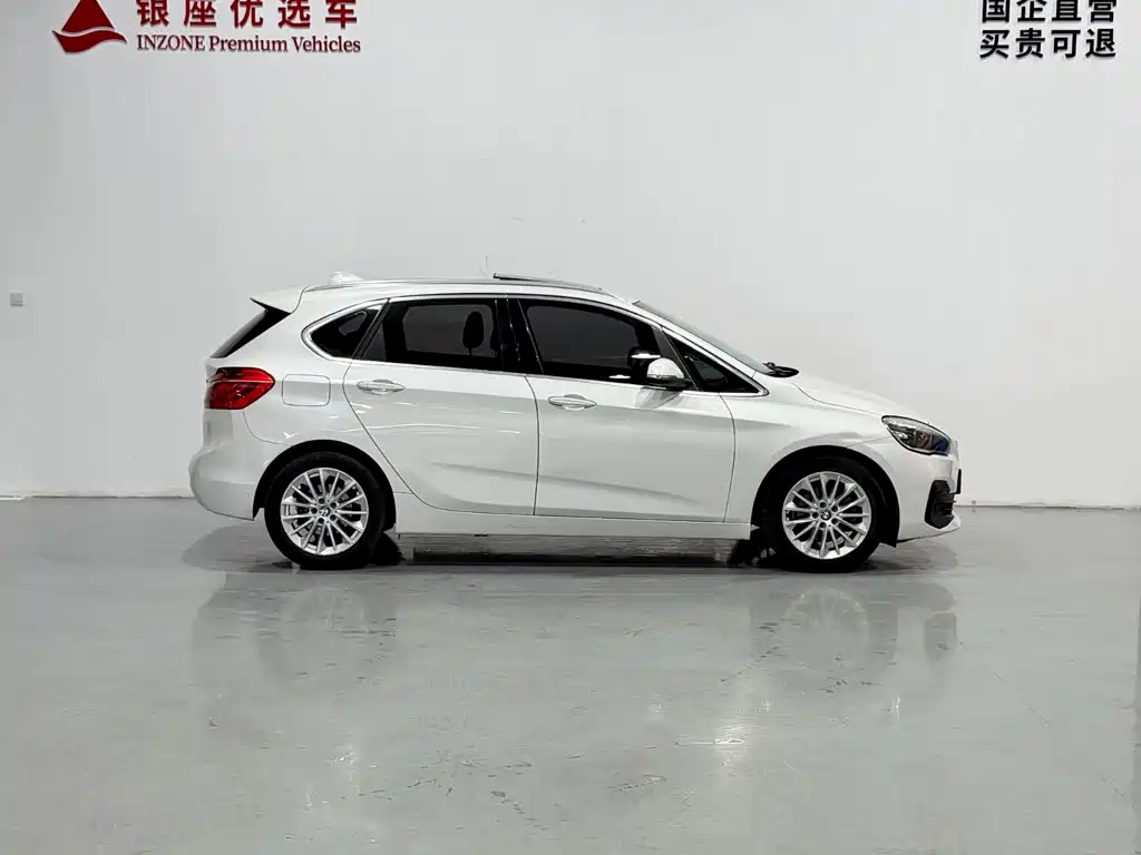 BMW 2 Series Active Tourer — фото 4