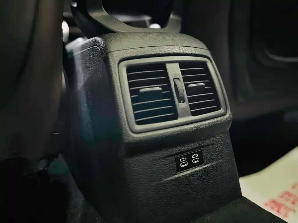 BMW X1 — фото 13