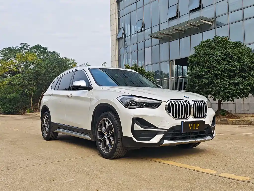 BMW X1 — фото 2