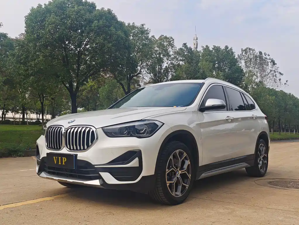 BMW X1 — фото 3