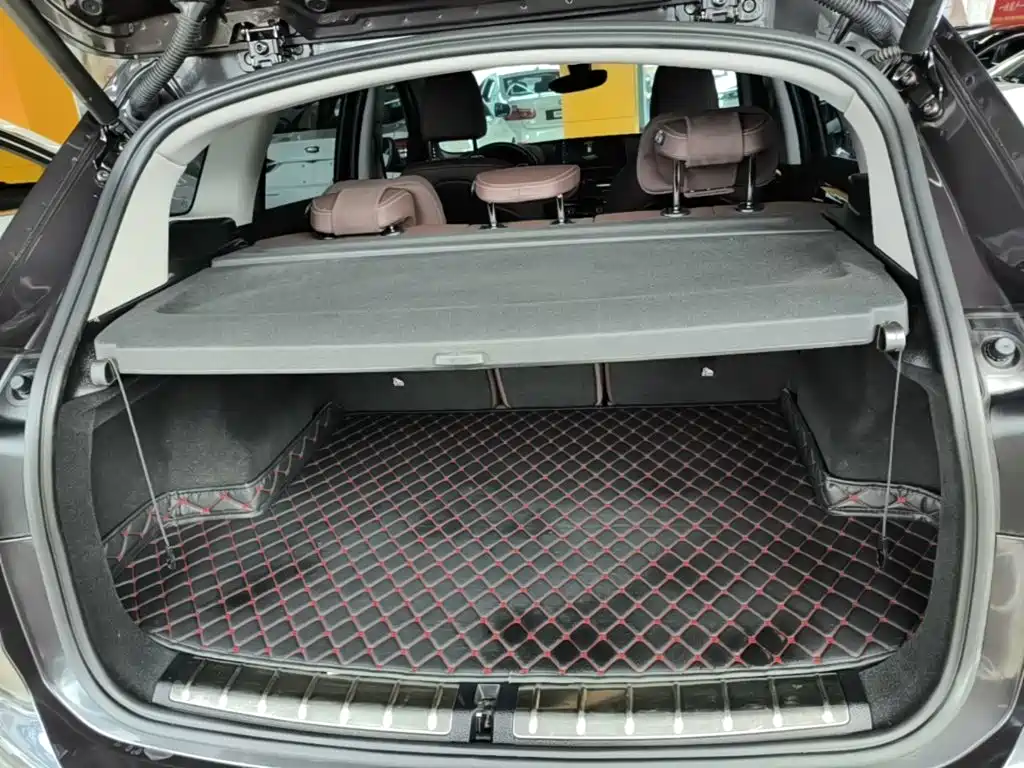 BMW X1 — фото 18