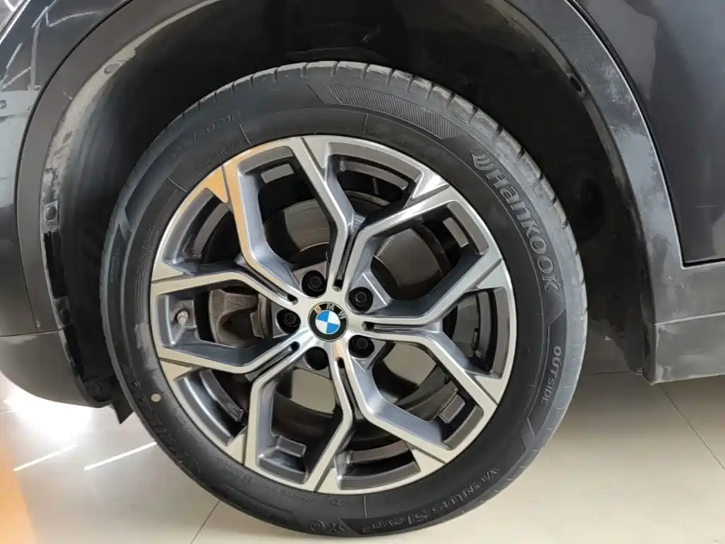 BMW X1 — фото 22