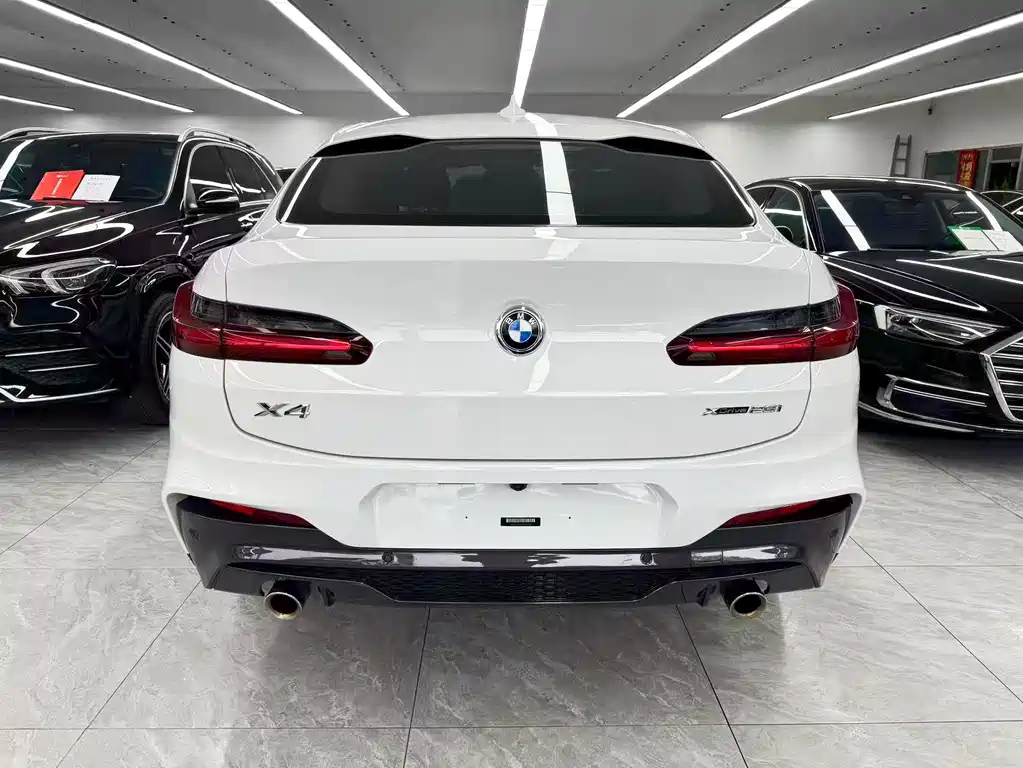 BMW X4 — фото 5