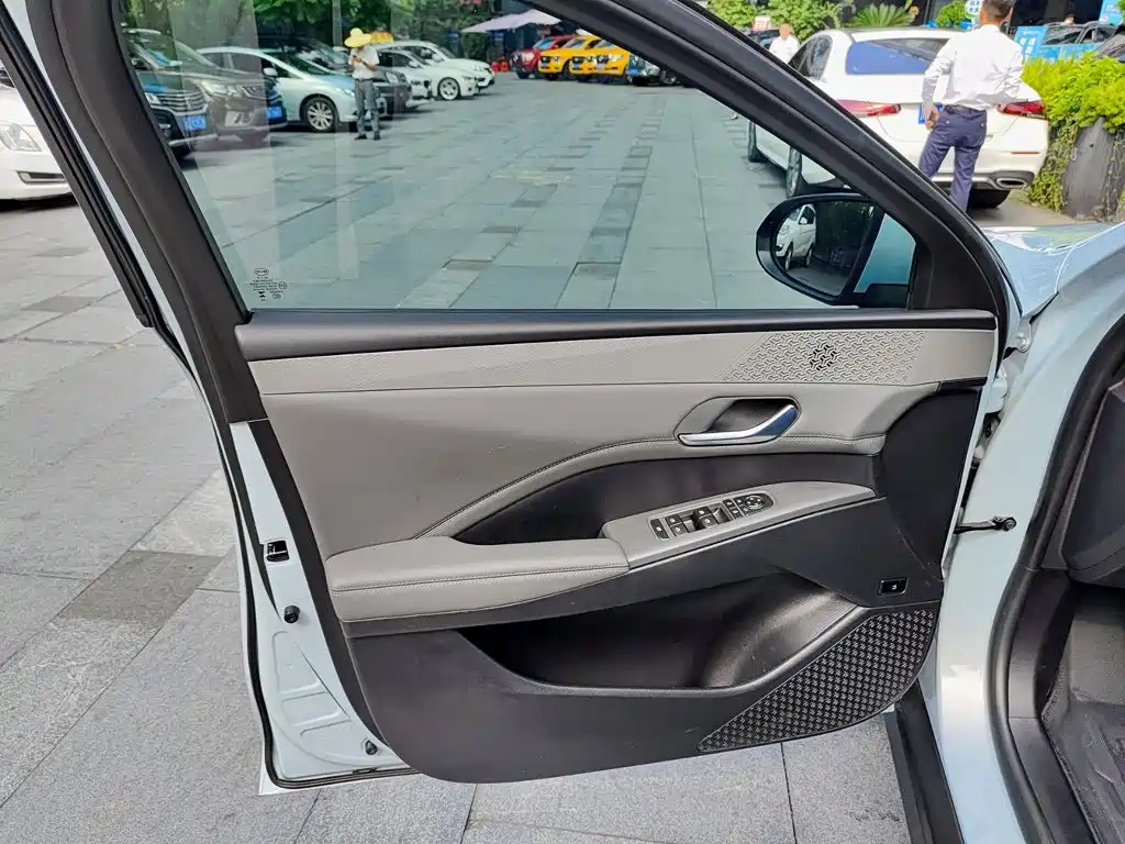 BYD Qin PLUS — фото 6