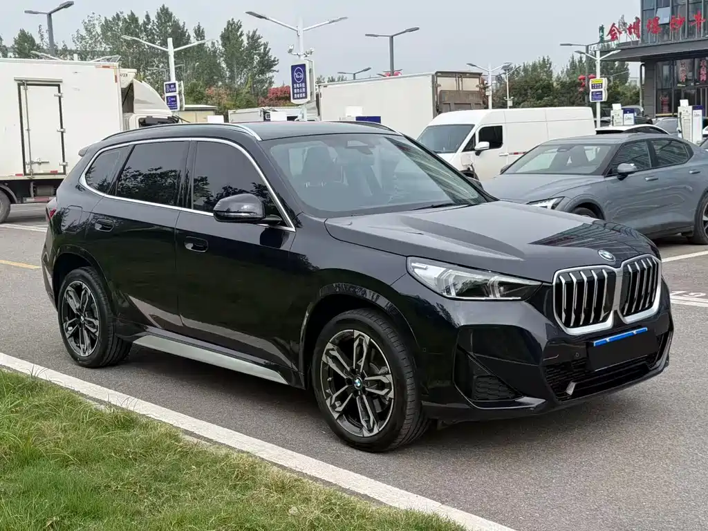 BMW X1 — фото 3