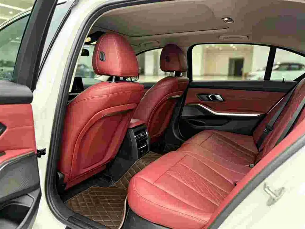 BMW 3 Series — фото 7