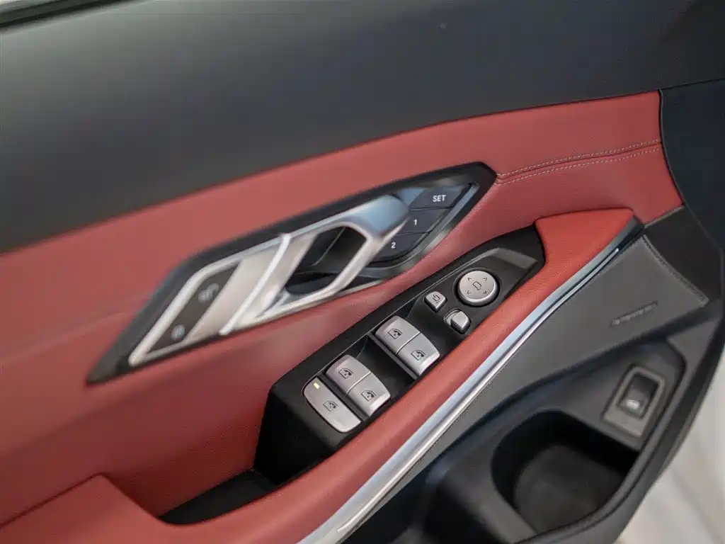 BMW 3 Series — фото 11