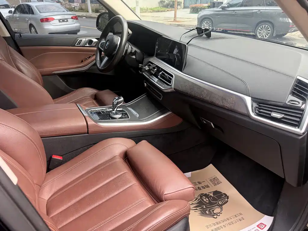 BMW X5 (Import) — фото 24