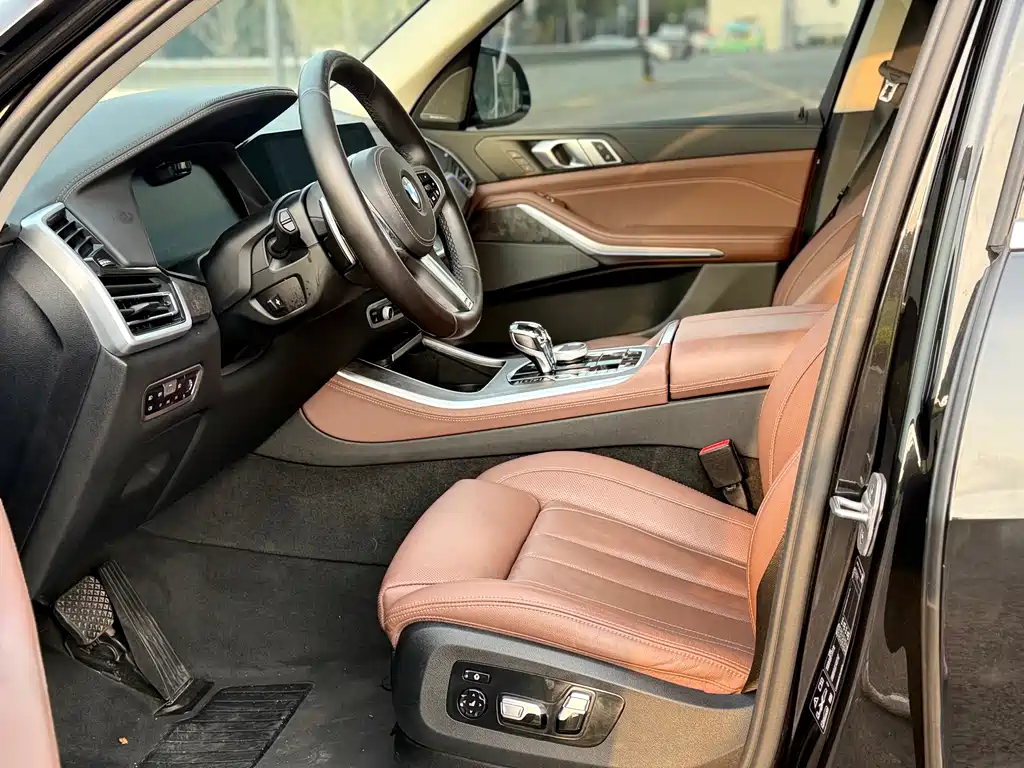 BMW X5 (Import) — фото 4