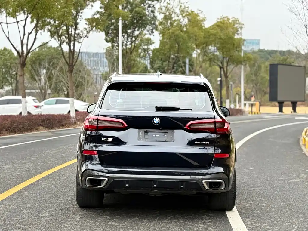 BMW X5 (Import) — фото 8