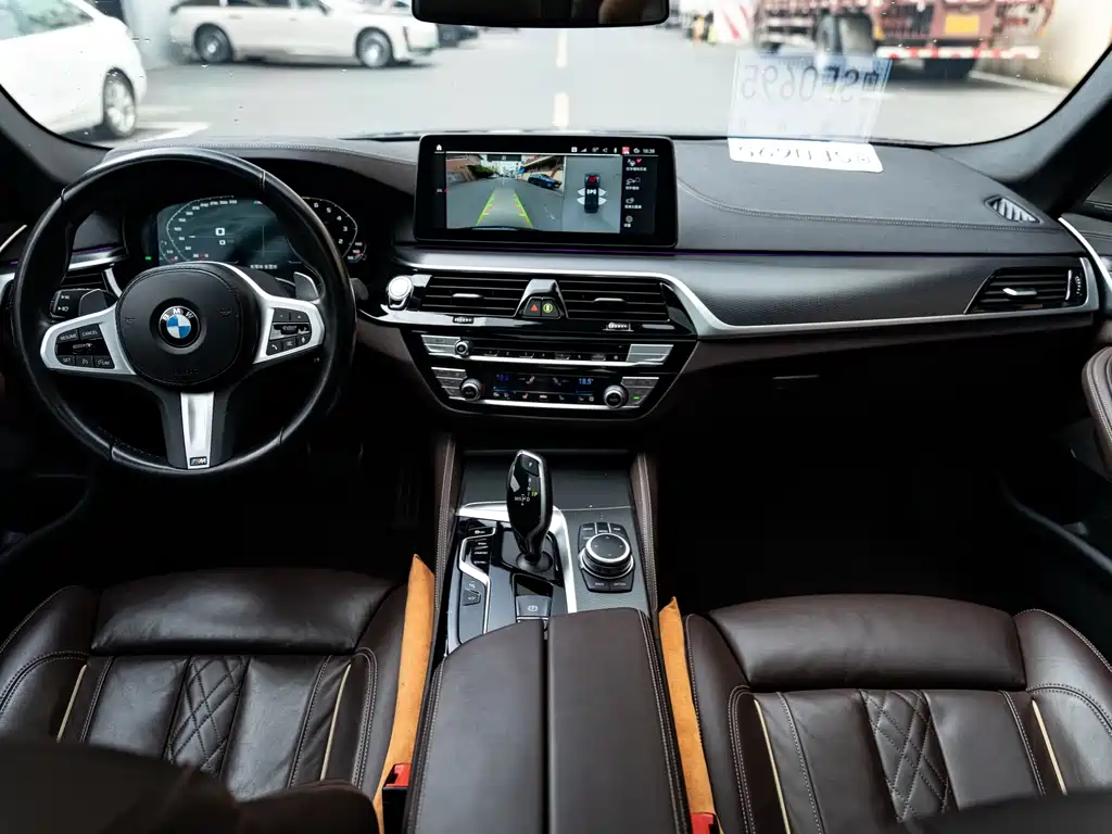 BMW 5 Series (Import) — фото 15
