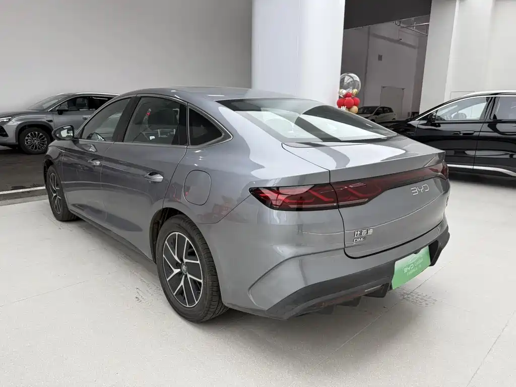 BYD Qin L — фото 7