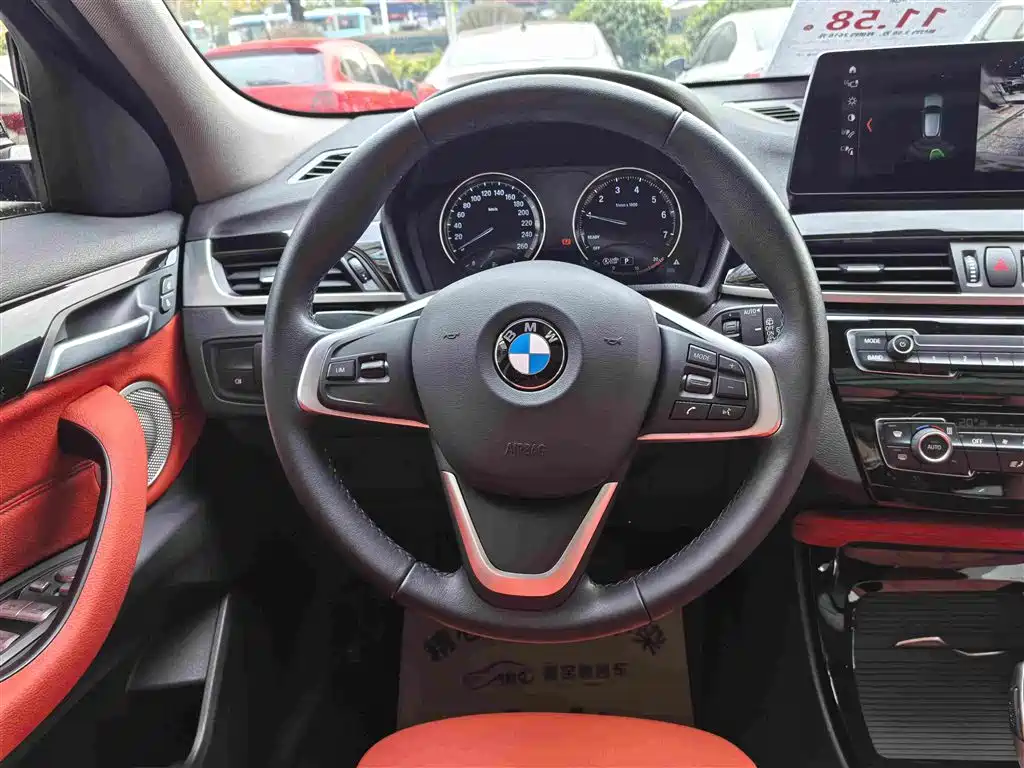 BMW X2 — фото 10