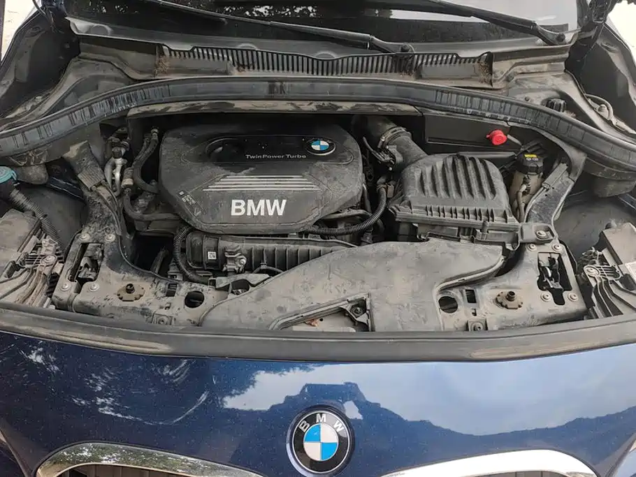 BMW 2 Series Active Tourer — фото 10