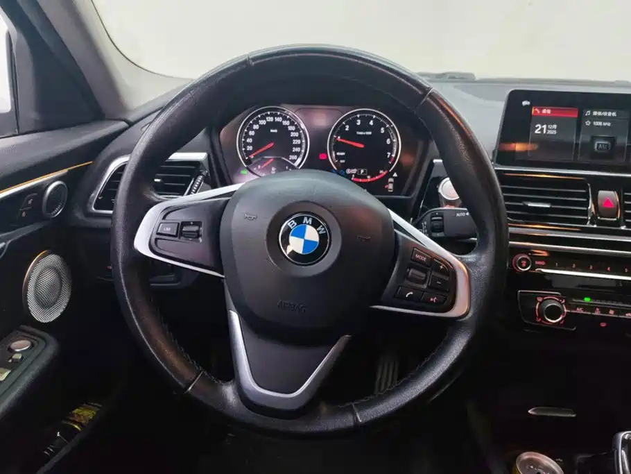 BMW 1 Series — фото 15