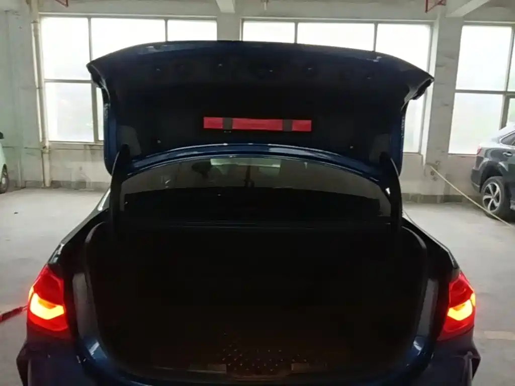BMW 1 Series — фото 18