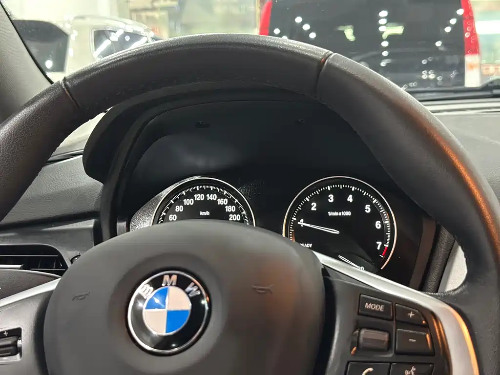 BMW 2 Series Gran Tourer — фото 11