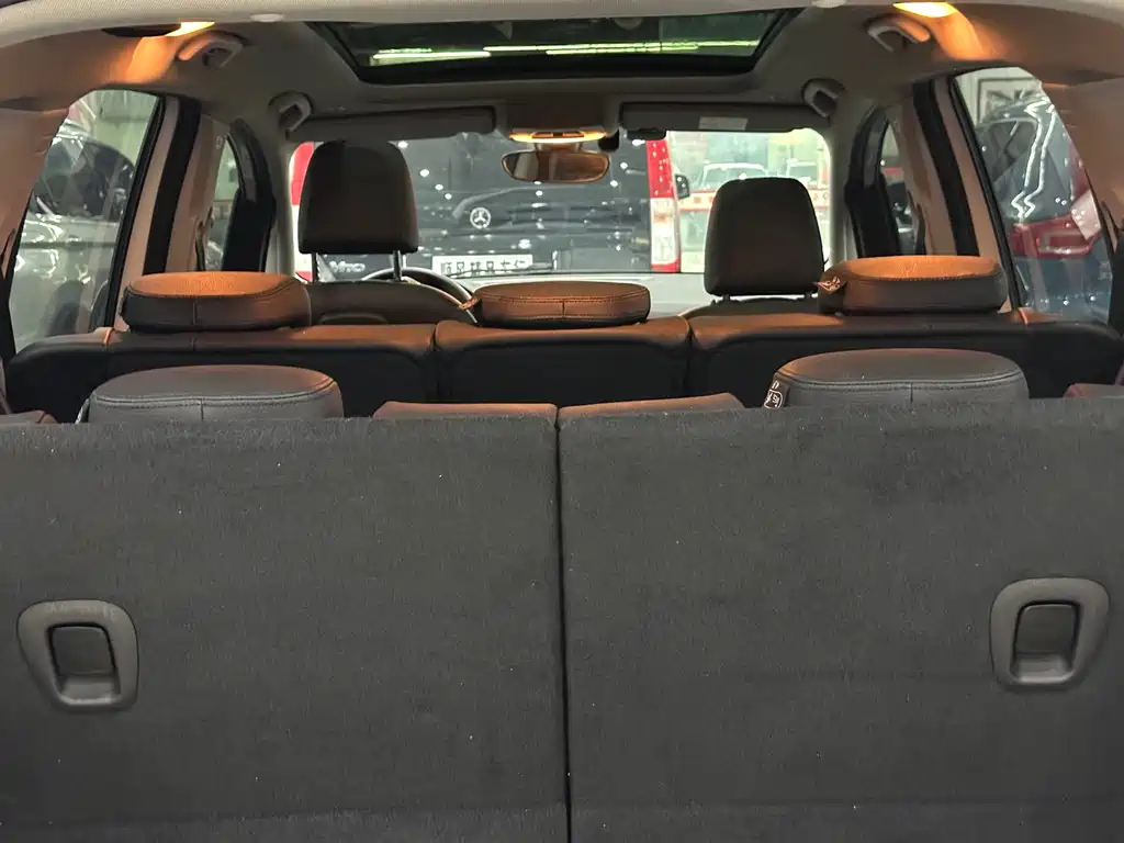 BMW 2 Series Gran Tourer — фото 25