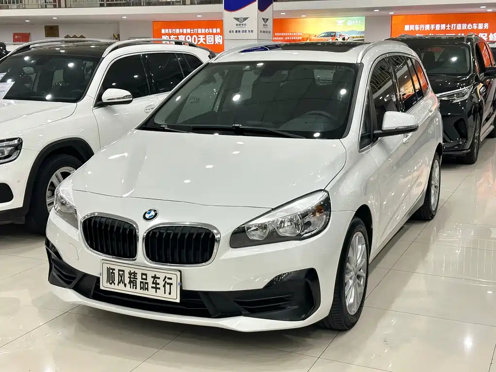 BMW 2 Series Gran Tourer — фото 30