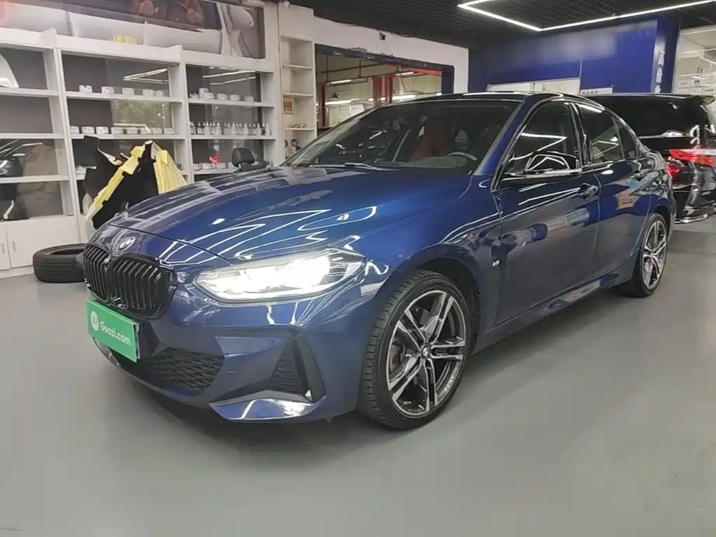 BMW 1 Series — фото 1