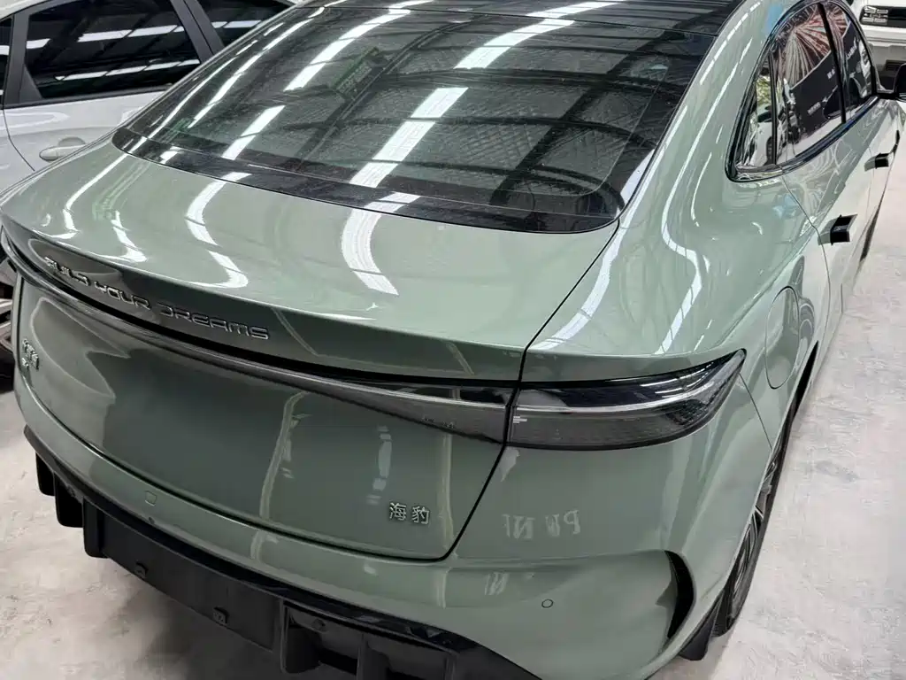 BYD Seal — фото 7