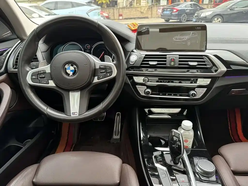 BMW X3 — фото 8
