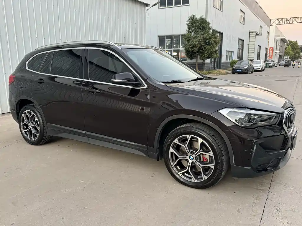BMW X1 — фото 3