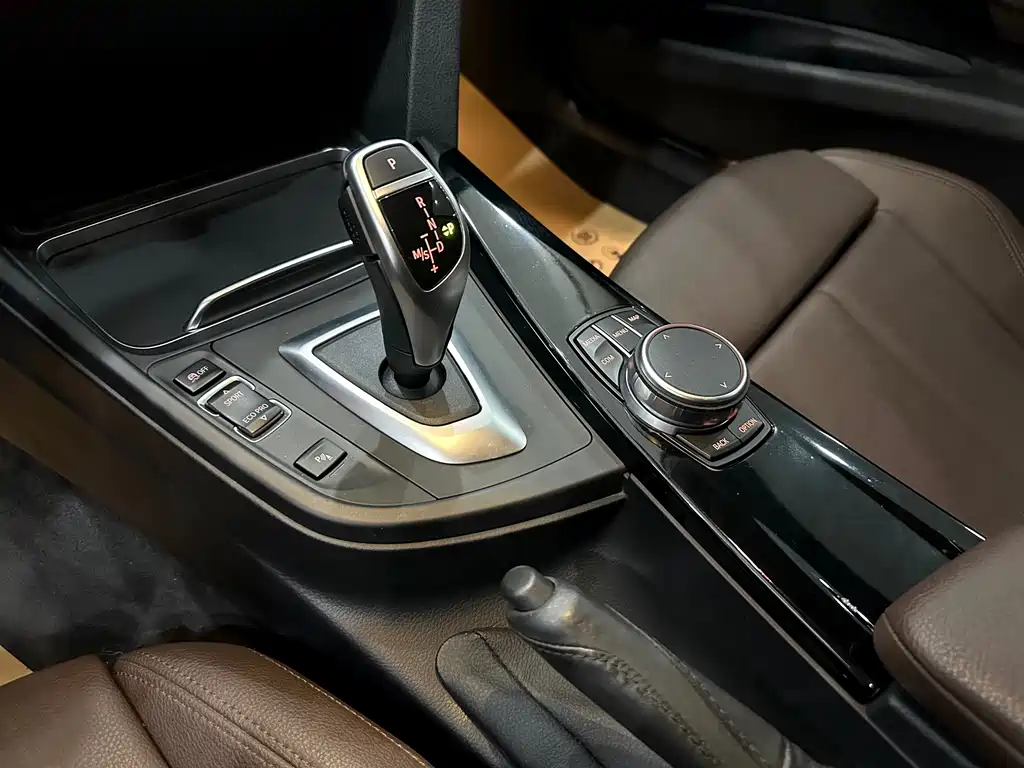 BMW 3 Series — фото 11